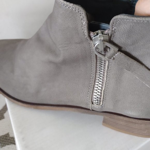 ALDO Veradia Ankle Boot - Picture 5 of 12